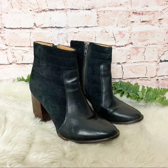 Madewell Lindley Suede Quilted Black Booties Size 8.5 - Picture 3 of 9